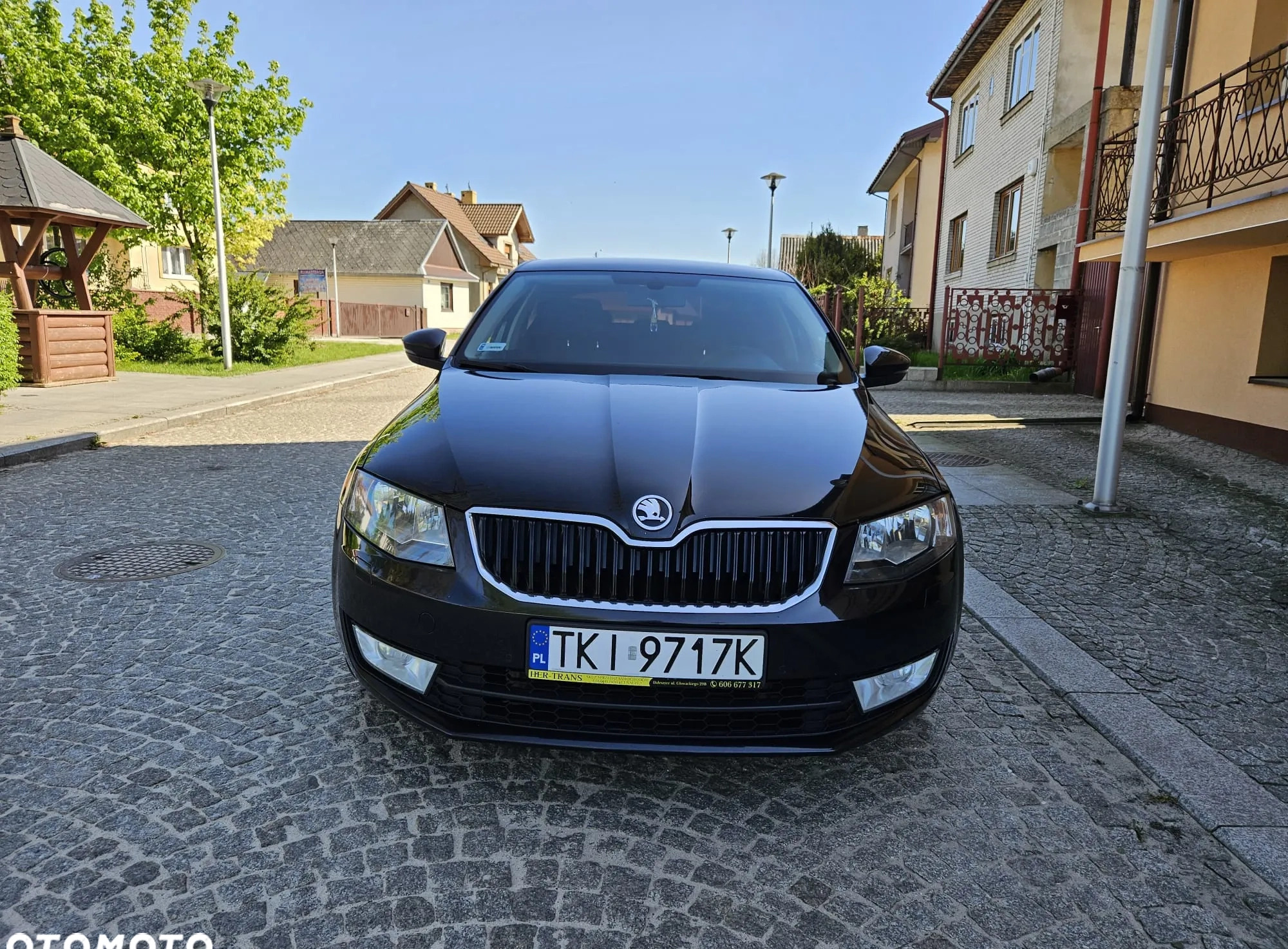 Skoda Octavia cena 39900 przebieg: 257000, rok produkcji 2015 z Daleszyce małe 326